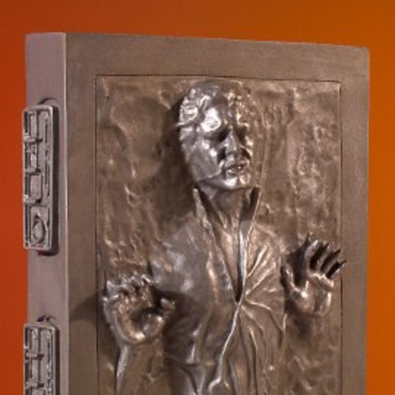 StarWars Gentle Giant Han Solo In Carbonite Collectors